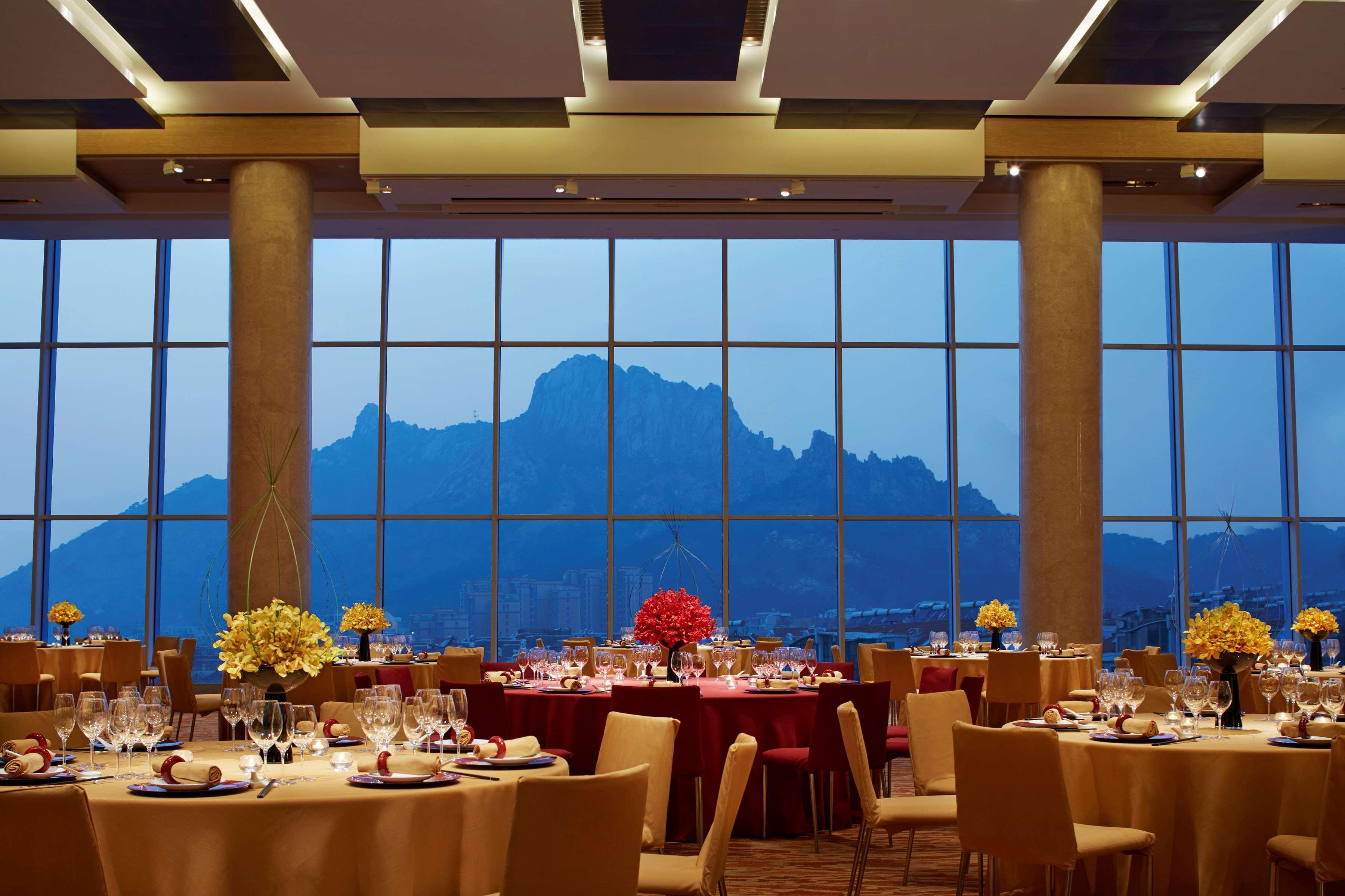 Hotel Hyatt Regency Qingdao Exterior foto