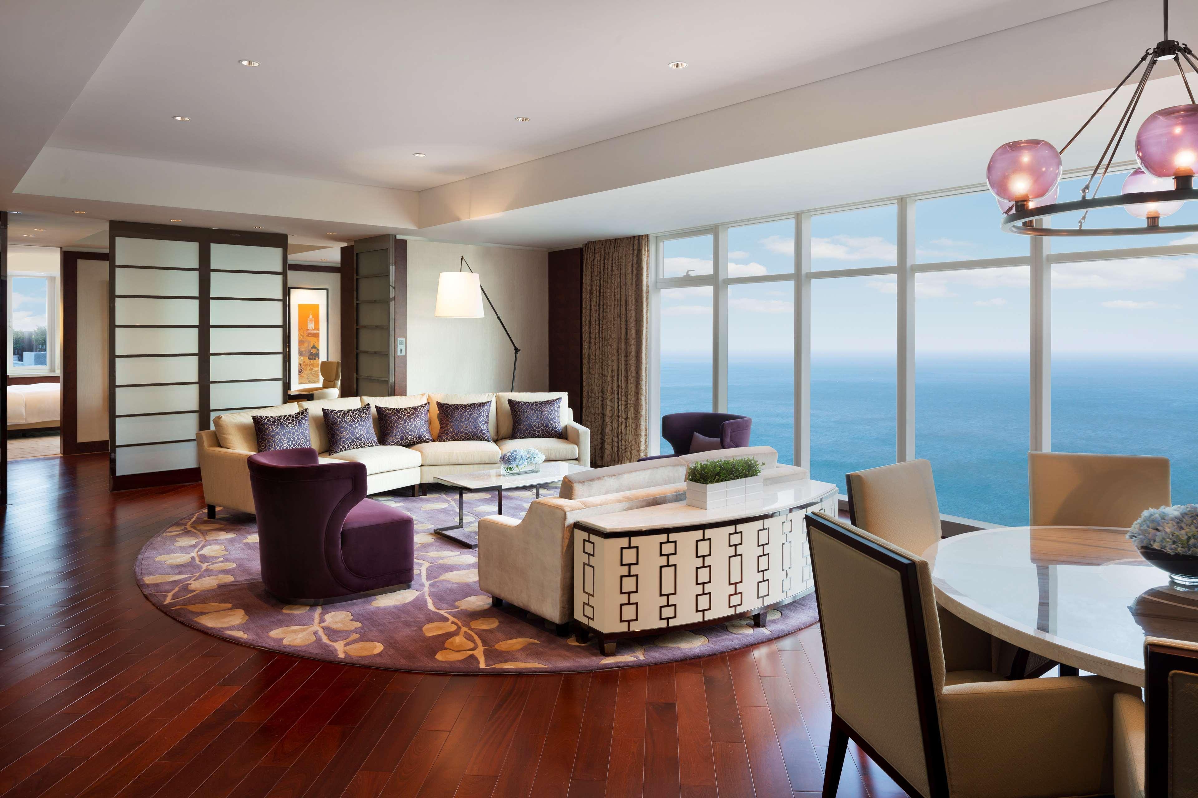 Hotel Hyatt Regency Qingdao Exterior foto